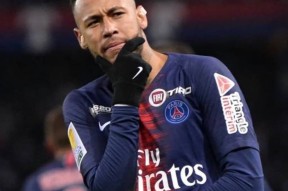 开云首页入口 内马尔迎来十赛季高光表现，G2球迷沸腾！