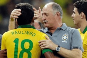 开云首页APP清晨英超传出新动向，上海海港回应争议，管理层表态——态度坚定，纪律约束更严格的简单介绍