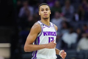 开云平台中国包含CBA常规赛倒计时；萨克拉门托国王关键时刻主帅复盘；细节引发关注；质疑声仍在；资深球员宣示担当的词条